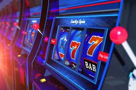 Philippines player using jljl4 mobile app on smartphone to browse slot games